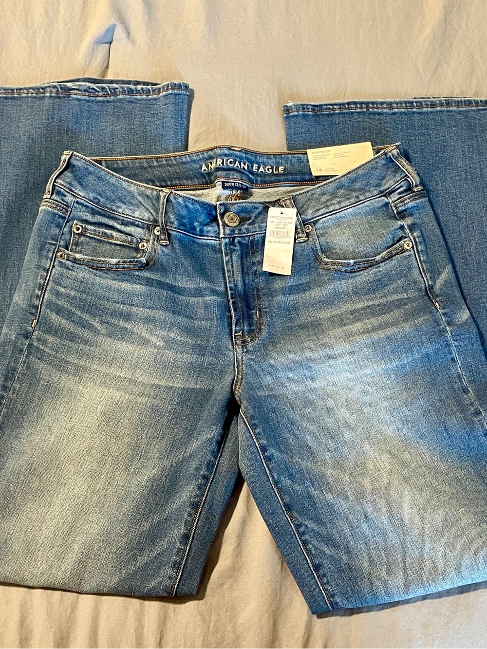 American Eagle Outfitters Women’s Favorite Boyfriend Blue Jeans